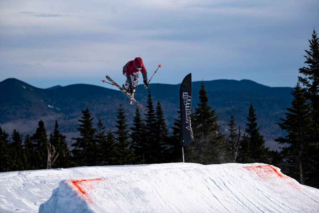 Junior Ski and Snowboard Leasing